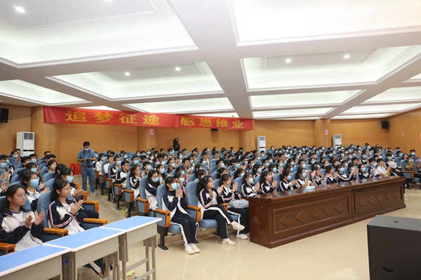 1G4A1033_.jpg